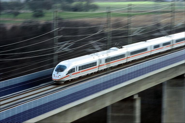 DB-konsept gir høy frekvens Korte reisetider for både langdistanse- regional- og ICtrafikk styrker gjensidig tilbudet og gir mange avganger.