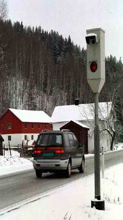 Automatisk trafikkontroll (ATK) - fart Styres av politiet. Driften skjer i samarbeid med Statens vegvesen.