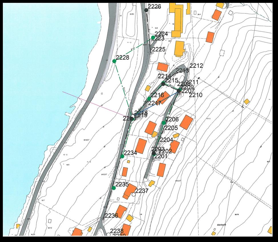 3.4. Teknisk infrastruktur Planområdet er avgrensa med riksveg (vest) og fylkesveg ( aust), offentleg parkeringsplass (nord) og LNF-område (sør). Planforslaget er basert på tilkopling til fylkesvegen.