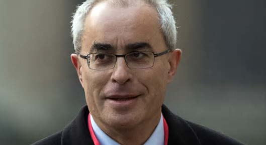 En god prosedyreadvokat Lord Pannick With the government s case what there was of it complete, the rest of the afternoon was handed over to Gina Miller s barrister, Lord Pannick.