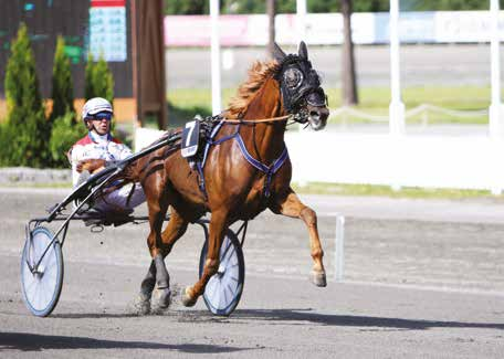 V76-2 Løp 3 Kl. 9.20 Løp: 3 (ca. kl. 9:20) For 3-2-årige høyest 00.000 kr. 240 m. Tillegg 20 m. ved vunnet 40.00 kr. Premier: 20.000-0.000-7.000-5.000-3.500-(3.000) kr.