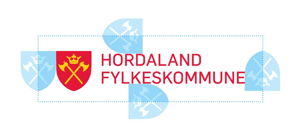 Fasadeskilt Generelt: Skiltinga skal så langt det let seg gjere bestå av frittståane bokstavar på fasade. Hovudregelen for skilting er raud logo på kvit bakgrunn.