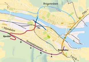4 1 INNLEDNING Utbygging av E 134 mellom Drammen og Mjøndalen er det største prosjektet i Vegpakke Drammen. Vegens hovedhensikt er å lede gjennomgangstrafikken ut fra Drammen sentrum.