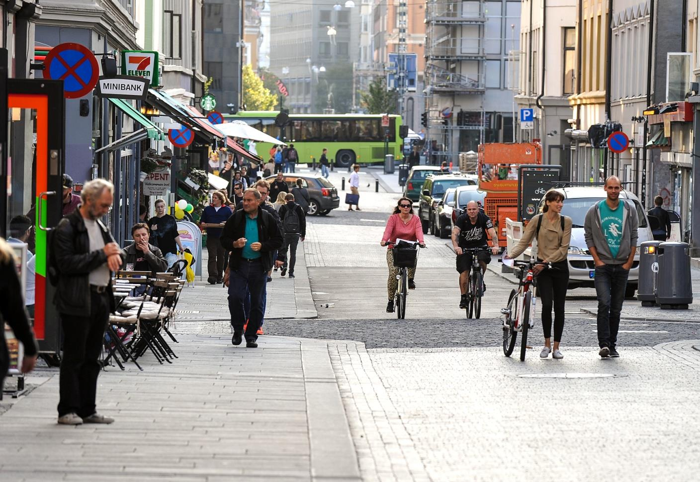 Kapittel 6 - Tilfredshet med veinett, sykkelnett, kollektivtilbud og transportmiddelvalg 6.