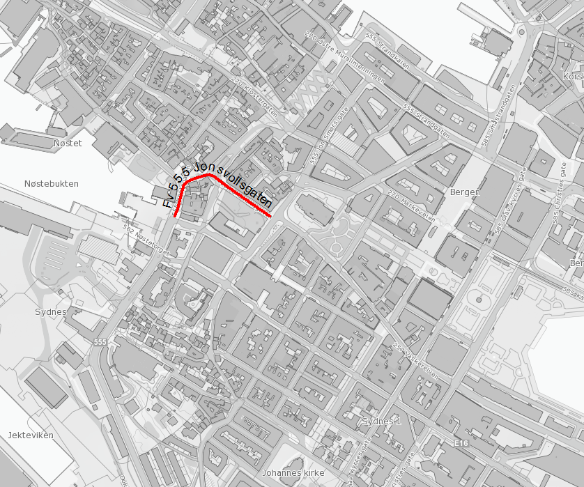 vi. Jonsvollsgaten - Nøstegaten, strekninga fram til FV 555 Komediebakken Vegstrekninga er om lag 220 m. Første del av Jonsvollsgaten, frå Teatergaten, er stengt for køyring og skal vere gågate.