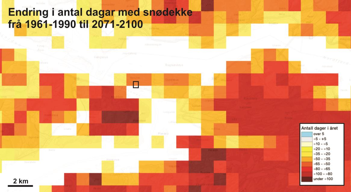 Figur 38: I følgje klimamodellen vil årsmaksimum av snømengde på Rugsundøy kunne minke med heile 60-80 % fram mot 2071-2100 i høve til normalperioden 1961-1990. Kjelde: Meteorologisk institutt.