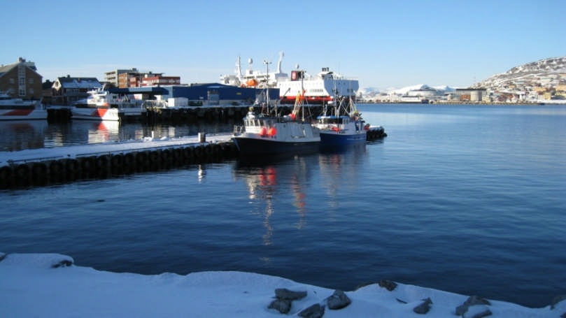 Hammerfest og fiskeriene Endringer i fiskebestanden (arter og utbredelse) >>>>> endringer i teknologi og reguleringer Ekstreme hendelser øker >>>> ising på utstyr,
