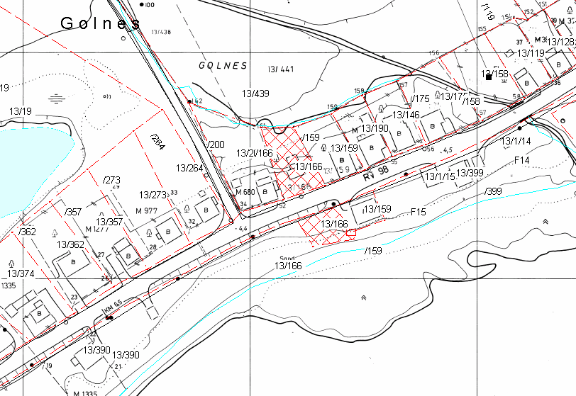 Sak 0011/04 Det er tidligere gitt tillatelser til bruksendringer av boliger i bygdene mellom Vadsø og Skallelv da de boligene det søkes om bruksendringer for ikke lenger benyttes som helårsboliger.