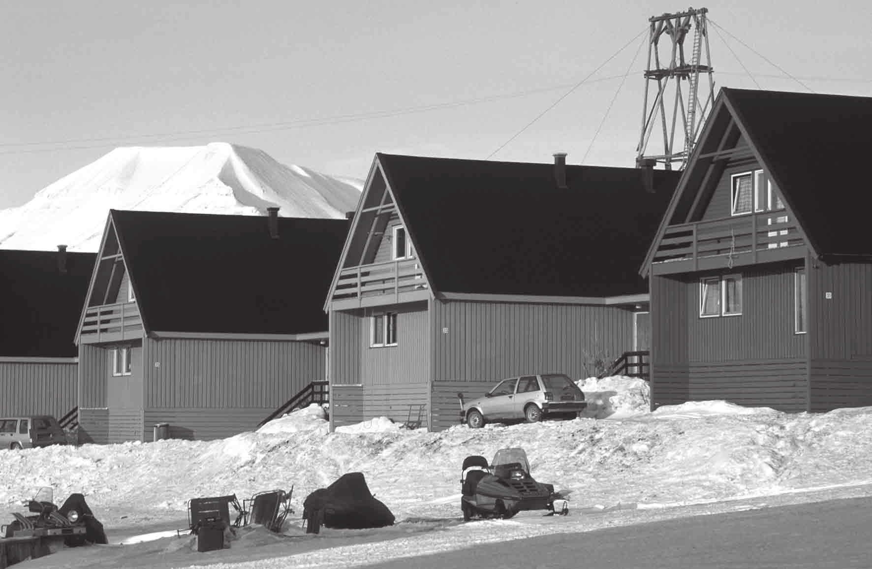 Kultur og fritid koster også mer på Svalbard... Kultur og fritid koster vel 7 prosent mer for Svalbard-befolkningen enn for en fastlandshusholdning.