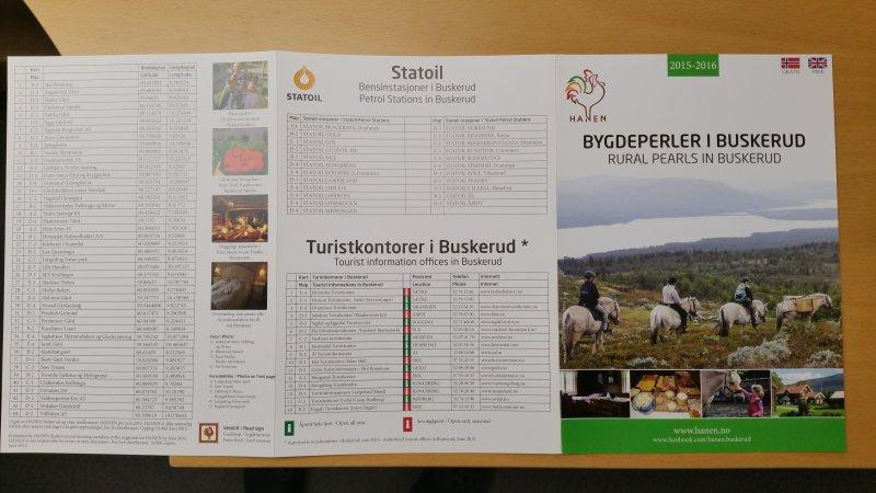 Brosjyren: Bygdeperler i Buskerud 2015-2016 Baksiden: - Oversikt for turistinformasjone ne i Buskerud (viste også helsåråpne / sesong-åpne) -
