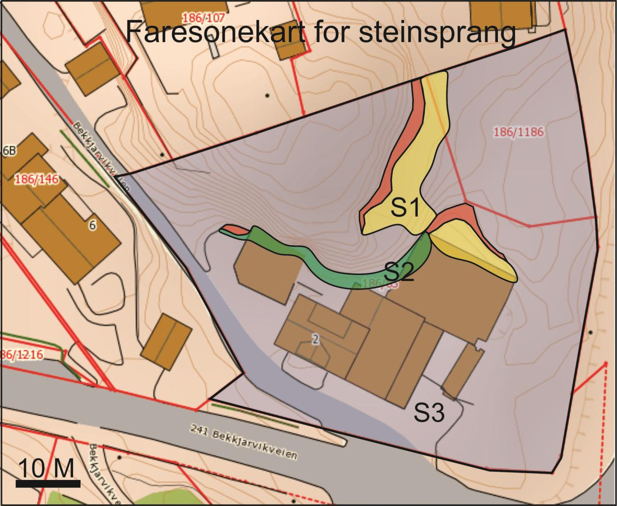 Figur 13: Faresonekart for steinsprang for undersøkingsområdet i Bekkjarvikvegen viser at alle tryggleiksklassane er representert innan planområdet.