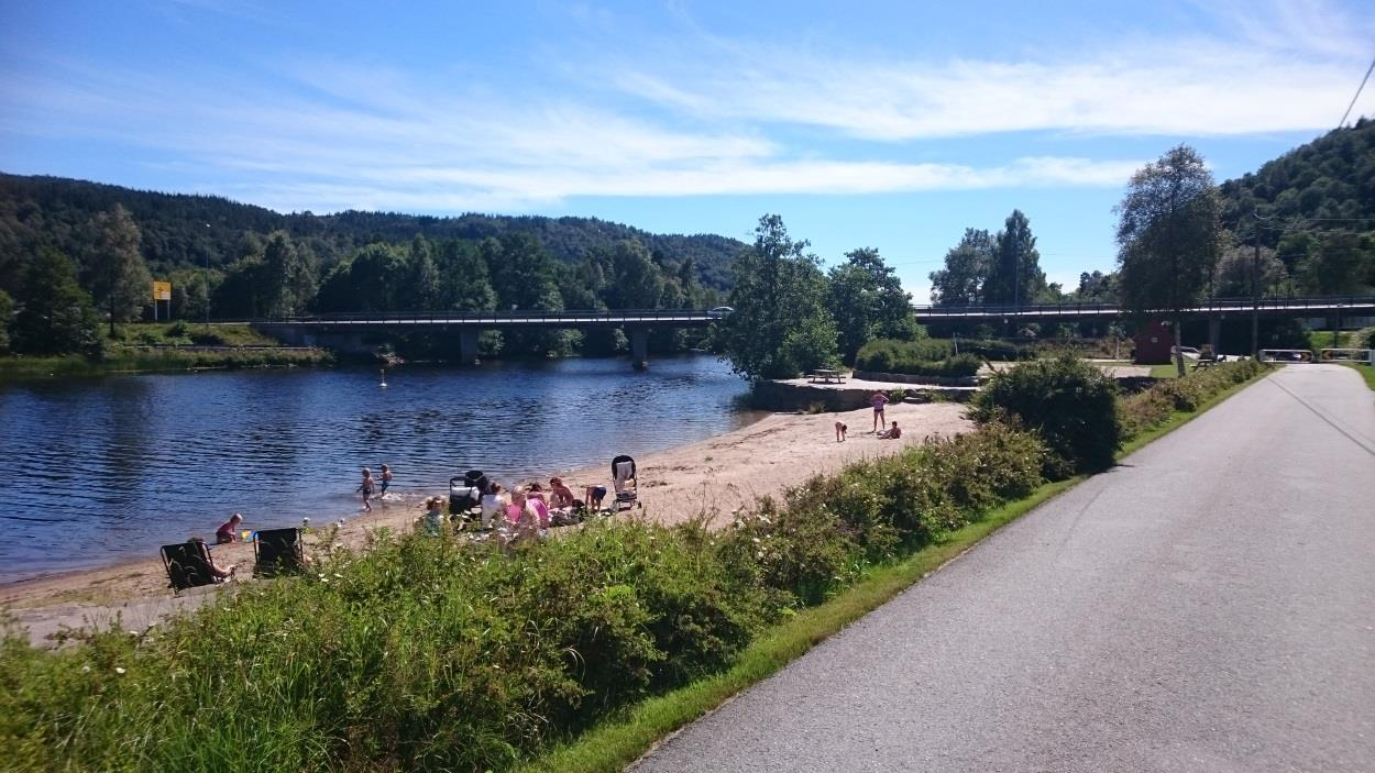 2.7 Boligområder og tettstedsutvikling Lindesnes kommune har tre lokale sentre; Vigeland, Spangereid og Vigmostad.