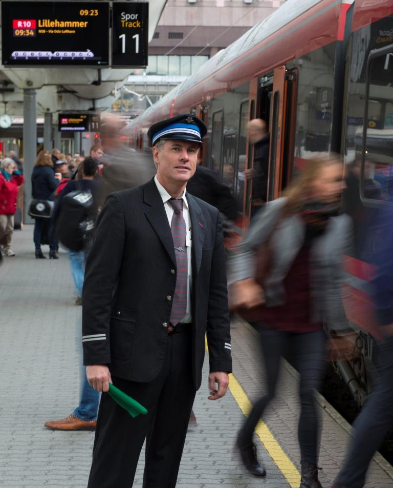 Agenda Hovedpunkter Finansiell utvikling Resultat