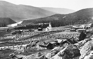 Foto: Axel Lindahl 1888 - Norsk Folkemuseum Torpo, Ål i