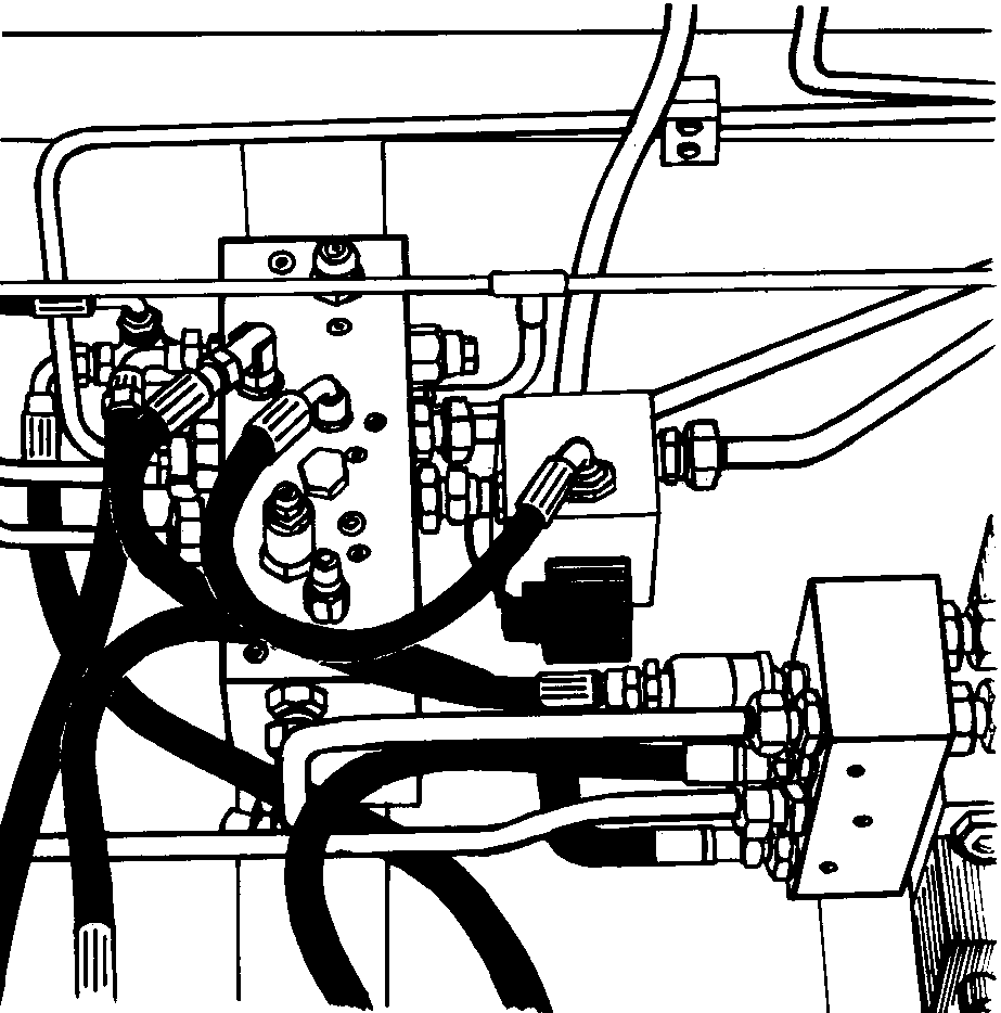 Fig. 14-8 V34 Bremseventil for rullemotorene. (CP 440-1). Regulerer oljestrømmen gjennom rullemotorene. Føler på trykket inn på høyre rullemotor. (Nr. 2).