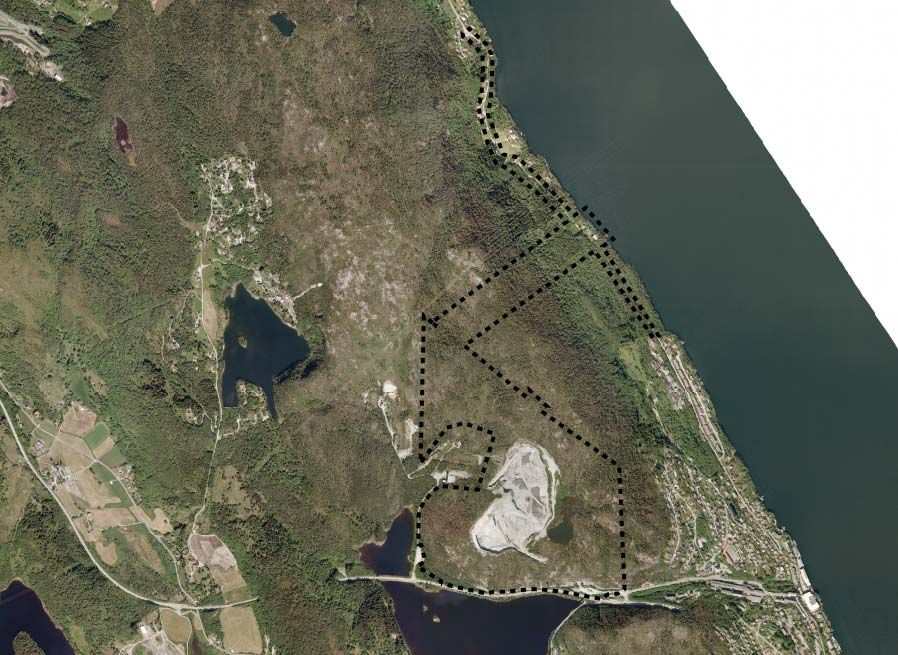 Arna steinknuseverk Landskapsbilde 6 2 DAGENS SITUASJON 2.1 Overordna landskapstrekk Planområdet er sentrert omkring eksisterende dagbrudd i åsryggen (Liafjellet) vest for Ytre Arna, i Arna bydel.