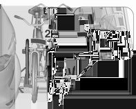 6. Fest også begge hjulene til den fjerde sykkelen i hjulutsparingene ved bruk av festestropper. Det anbefales å feste et varselskilt på bakre sykkel for å øke synbarheten.