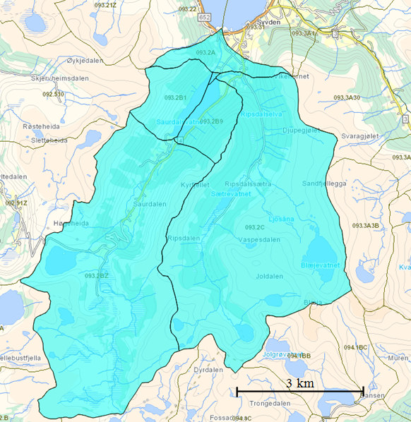 1 VASSDRAGET Myklebustvassdraget (Syvde, Oselva) (093.2Z) renn ut i Syvdsfjorden ved Syvde i Vanylven kommune, Møre & Romsdal (figur 1.1). Samla nedbørfelt er på 42 km² ved utløpet til sjø.