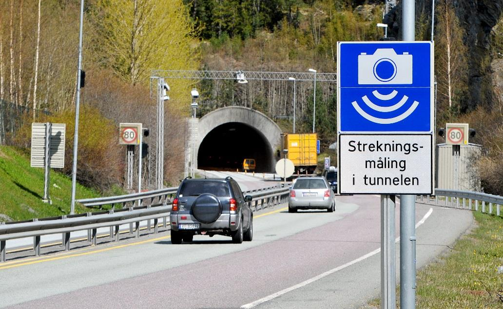 Rv.658 Ellingsøy- og Valderøytunnelen Arbeidet blir samordnet i alle tre tunnelene Trafikken har doblet seg siden bomstasjonene ble fjernet, det gjør at sikkerheten er utsatt.