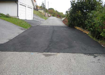 skjærekanten, slik at det oppnås en fortanning når ny asfalt legges.