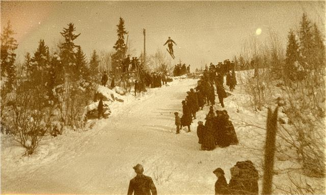 skiklubb fra 1861 - Trysild Sky/e- og Skiløberforening (Trysilgu/en IL) Trysil har fostret