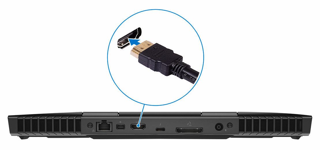 6 Koble Xbox-kontrolleren til USB type-a-porten på USB-dongle. 7 Følg veiledningen på skjermen for å fullføre oppsettet.