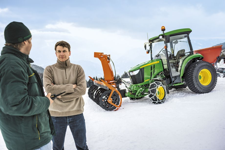 Din John Deere-forhandler 39 Reservedeler, forhandlerstøtte Globalt nettverk av forhandlere John Deere har forhandlere rundt om i verden som støtter deg.