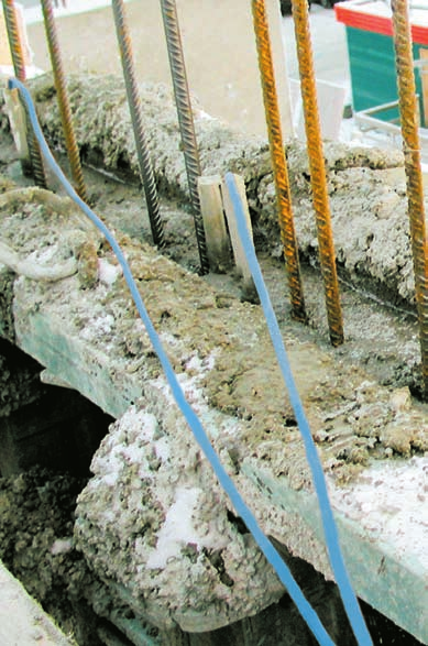 Tørking og herding av betong Elektriske varmekabler kan benyttes til uttørking og herding av betong.