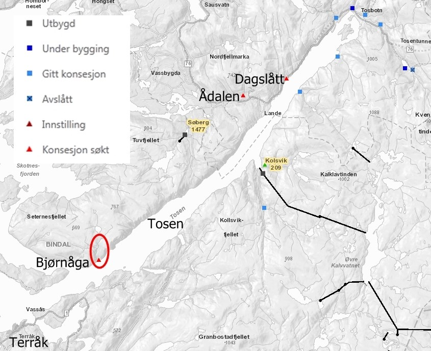 Figur 3. Oversikt over utbygde og omsøkte vannkraftverk ved Tosen. Konsesjonssøkte kraftverk er markert med rødt.