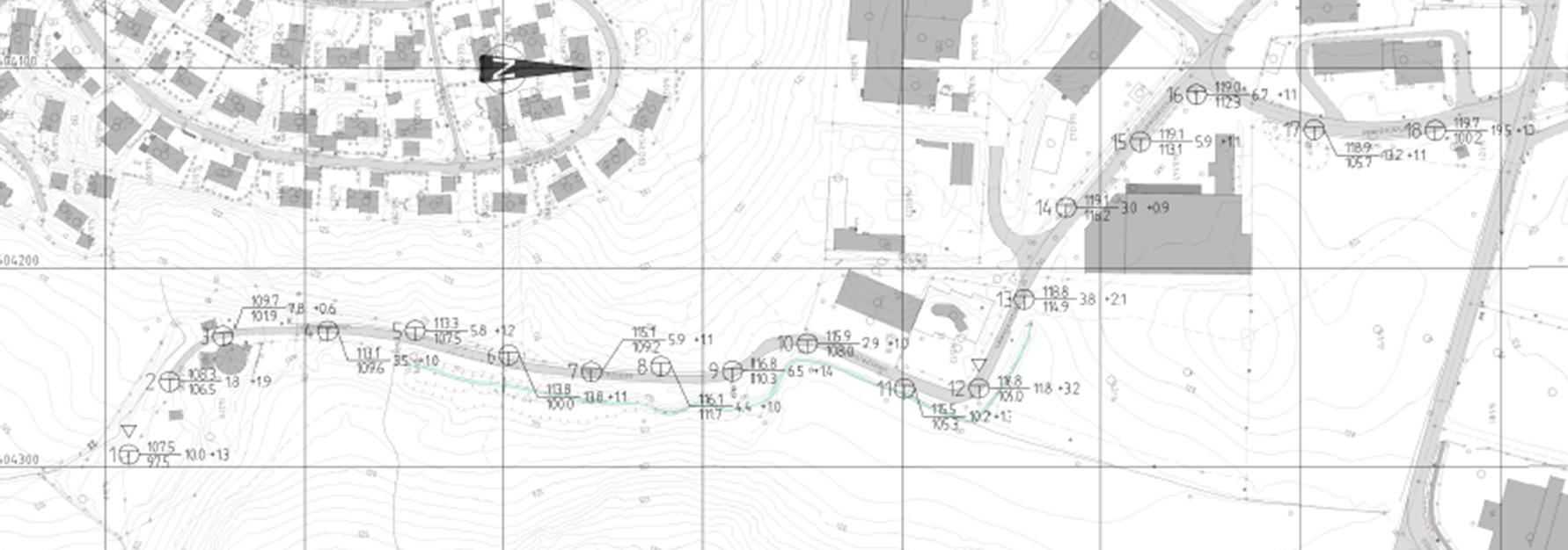 De opprinnelige grunnundersøkelsene omfattet: ü 18 totalsonderinger ü 2 CPTU-sonderinger De supplerende grunnundersøkelsene omfattet ü 9 totalsonderinger ü 1 CPTU-sondering ü 1 poretrykksmåler Figur