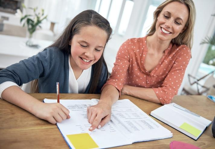 Samarbeid mellom skole og hjem Skolen forventer at foreldrene følger opp barnas skolegang. Interesse og støtte fra foreldrene er viktig for barnas læring.