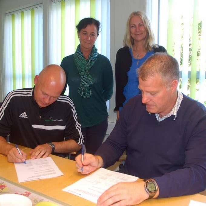 Utviklingssentral Midt Norge 2014-2016 Tirsdag 26 august 2014 ble avtalen mellom Helsedirektoratet og Frisklivssentralen Verdal kommune om å være Utviklingssentral for Midt Norge (Sør Trøndelag, Nord