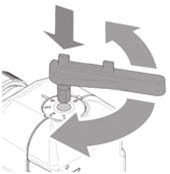 Steng aktuatoren ved å holde bryteren i posisjon «C» til LED 4 blinker.