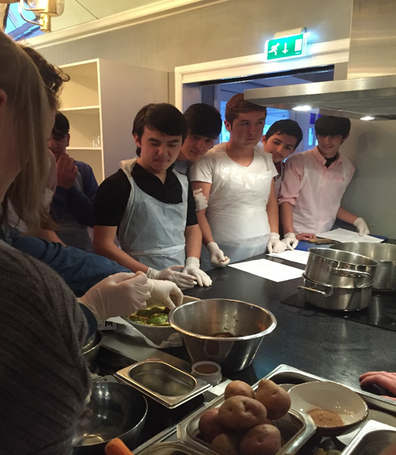 mindreårige asylsøkere kokkekurs i lokale
