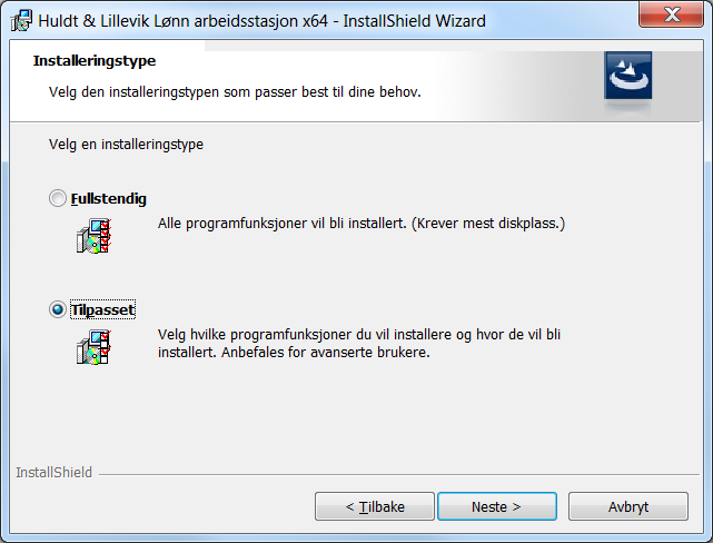 Vi anbefaler at du velger Tilpasset installasjon. Det gir mulighet til å bestemme programområde og dokumentområde til Lønn 5.0.