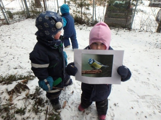 Dette var veldig bra og vi ser at barna har godt av det og få litt mindre grupper så det blir litt mindre støy og