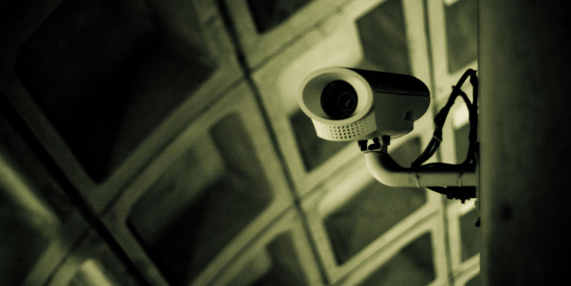 Kameraovervåking Adgangen utvides: Overvåking fra offentlig mot privat sted Overvåking på privat sted som