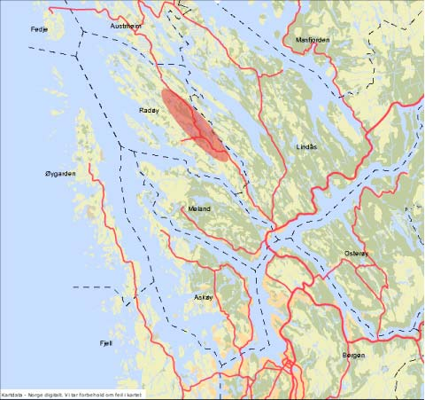 Figur 1 Kart over ytre Nordhordland. Raud elipse viser om lag kor det aktuelle området ligger. Traséen er nærare kartfesta i figur 2. Metode Heile traséen vart gjennomgått.