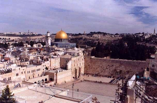 Mars 2002 SELVHÅNDHEVENDE AVTALE OG VETO-SPILLERE Jerusalem med muslimenes hellige Klippemoske og jødenes hellige Klagemur.