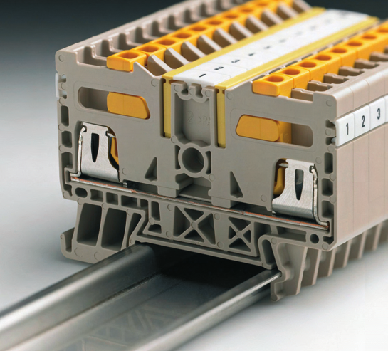 Med Weidmüllers teknologi for oppbygning av rekkeklemmer, med adskilt elektrisk og mekanisk funksjon oppnås høy strømføringsevne og høy leder uttrekningskraft.