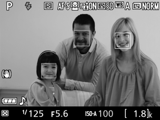 I andre moduser enn i, j og (, kan du velge følgende AF-søkefeltfunksjoner i live view: Alternativ 6 Ansiktsprioritert AF 7 Bredt fokusfelt-af Beskrivelse Bruk for portretter.