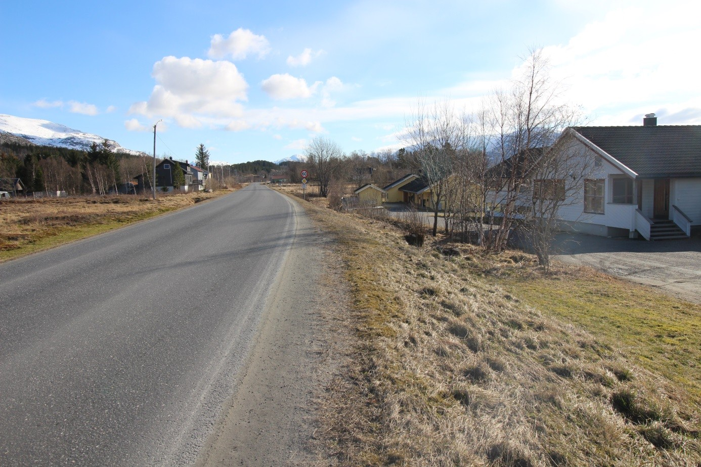 Topografien er forholdsvis flat med noen småkuperte rygger. Det gjør at utbyggingen kan gjennomføres på en skånsom måte.