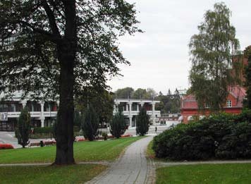 Karakteristikken Sarpsborg, - den grønne byen er svært dekkende for dette positive og kanskje for lite påaktede særtrekk som kan fremheves mer i byens omdømmebygging.
