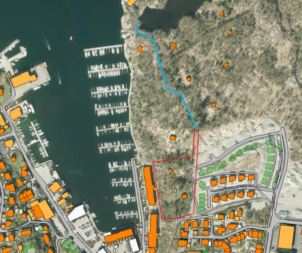 med boligbebyggelsen og grøntområde i sør, øst og vest. Gangavstand til Hestånå fra planområdet er omtrent 270 meter (vist med blå linje).