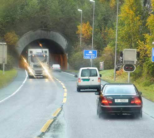 Vegtrafikkindeksen oktober 2011 Det var 1,6 meir trafikk i oktober 2011 enn same månad i fjor. Utviklinga dei siste 12 månadene har vore på 1,1.