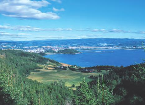 Området begynte da å heve seg opp fra fjordbunnen, omtrent samtidig med overgangen fra et rent veidesamfunn til det eldste jordbrukssamfunnet. I en periode på et par tusen år, ca.