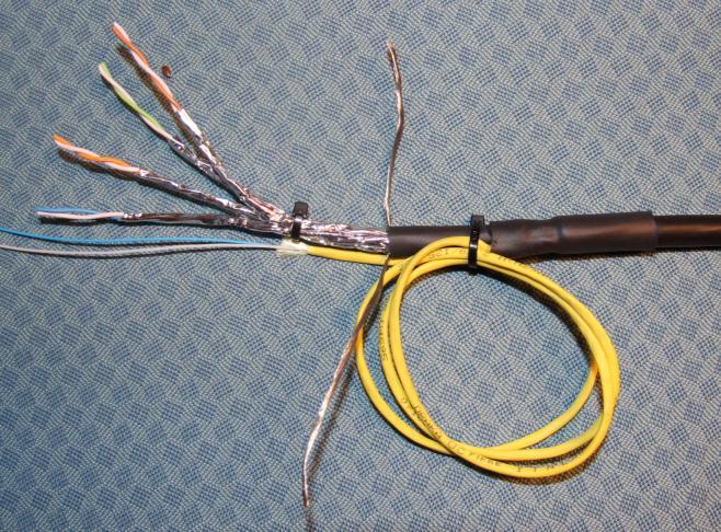 Rev. No: 1.0 Date: 16/03-2016 Bergen Cabling DNV GL godkjent LAN Hybrid kabel S/FTP Cat.7 + 2 OS2 singel modus fibre Bruksområde LAN spredenettskabel.