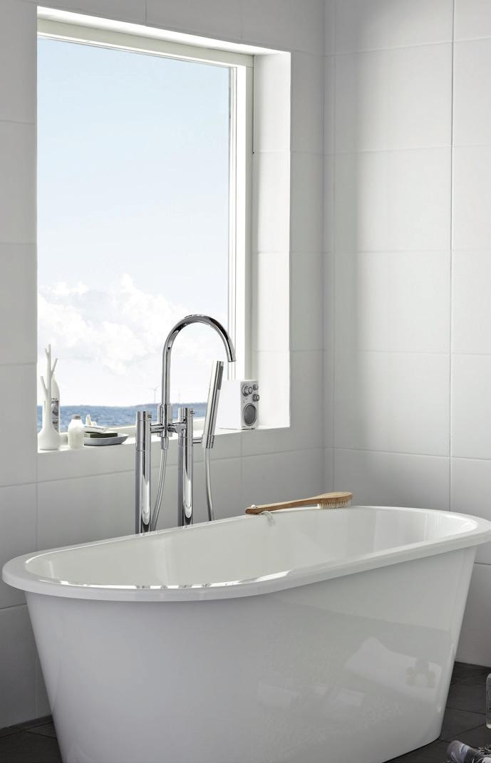 990,- HAFA SUN ROUND Designet frittstående badekar med myke runde former i stabil fargebestandig sanitærakryl.