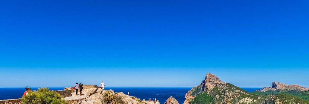 VANDRINGER PÅ MALLORCA Bli med oss til Mallorca! Vi skal på vakre vandringer gjennom små landsbyer, eikeskoger, langs kysten og opp i fjellene.