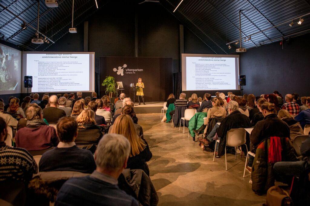 b. Seminar om andelslandbruk 16. februar Daglig leder tok i 2015 initiativ til å arrangere et åpent kveldsseminar om andelslandbruk på Ås.